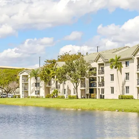 Stunning Centrally Located Apartments At New River Cove In South Florida